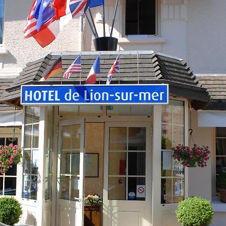 Hotel De Lion Sur Mer מראה חיצוני תמונה